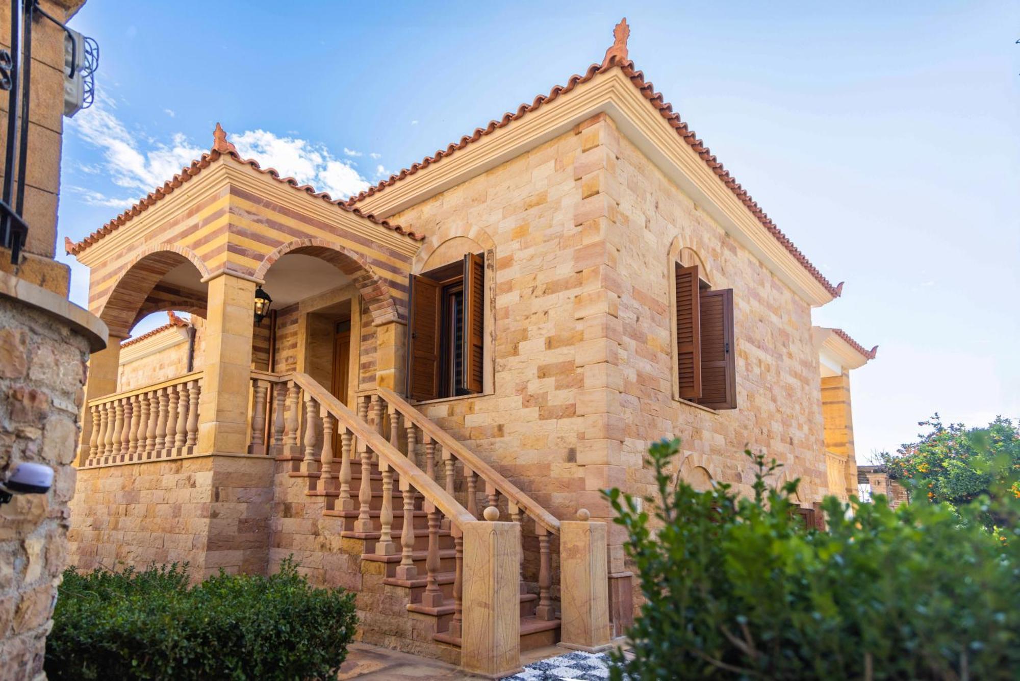 Archontiko Frideriki Luxury Apartments Chios Town Exteriör bild