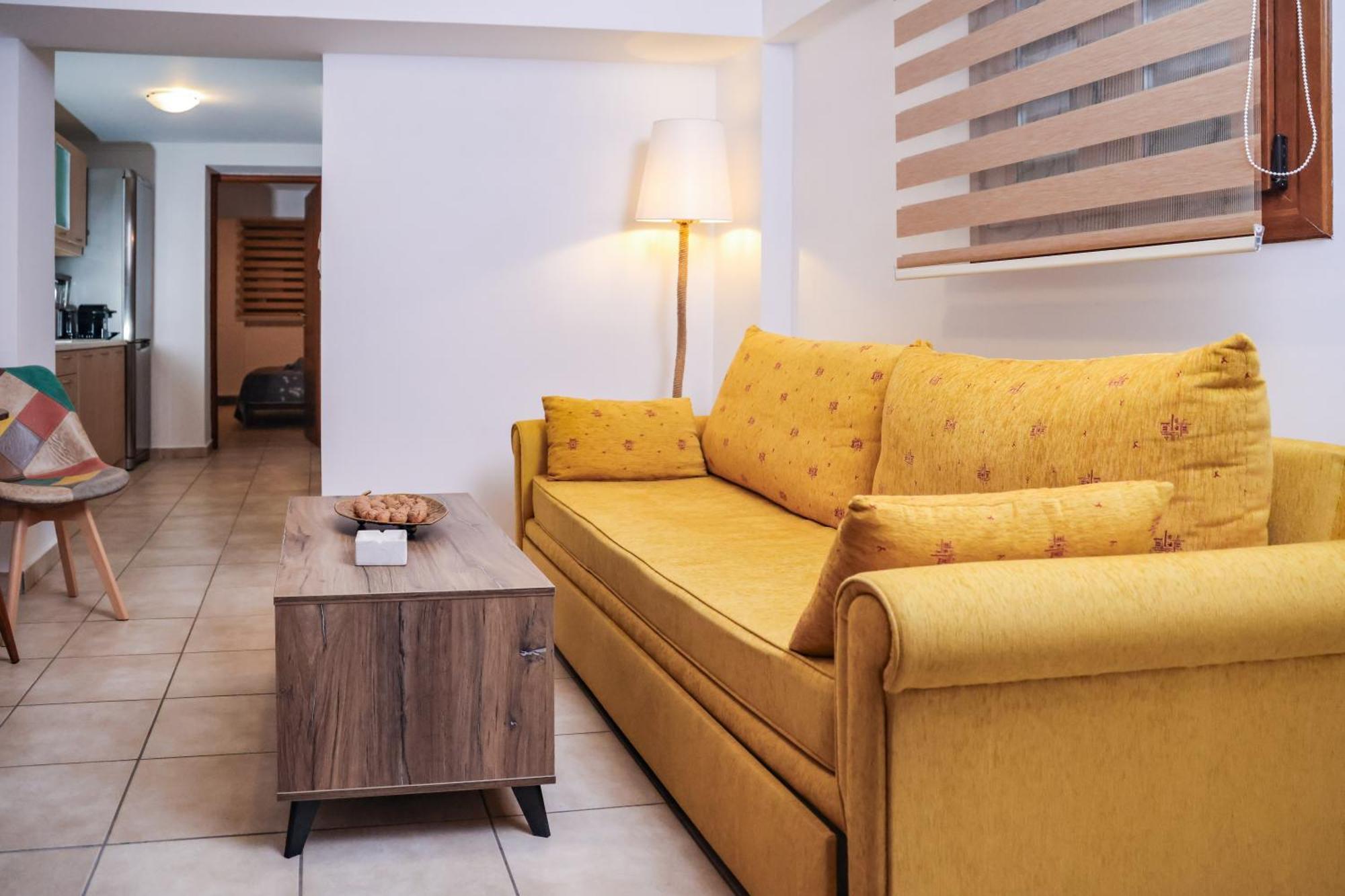 Archontiko Frideriki Luxury Apartments Chios Town Exteriör bild