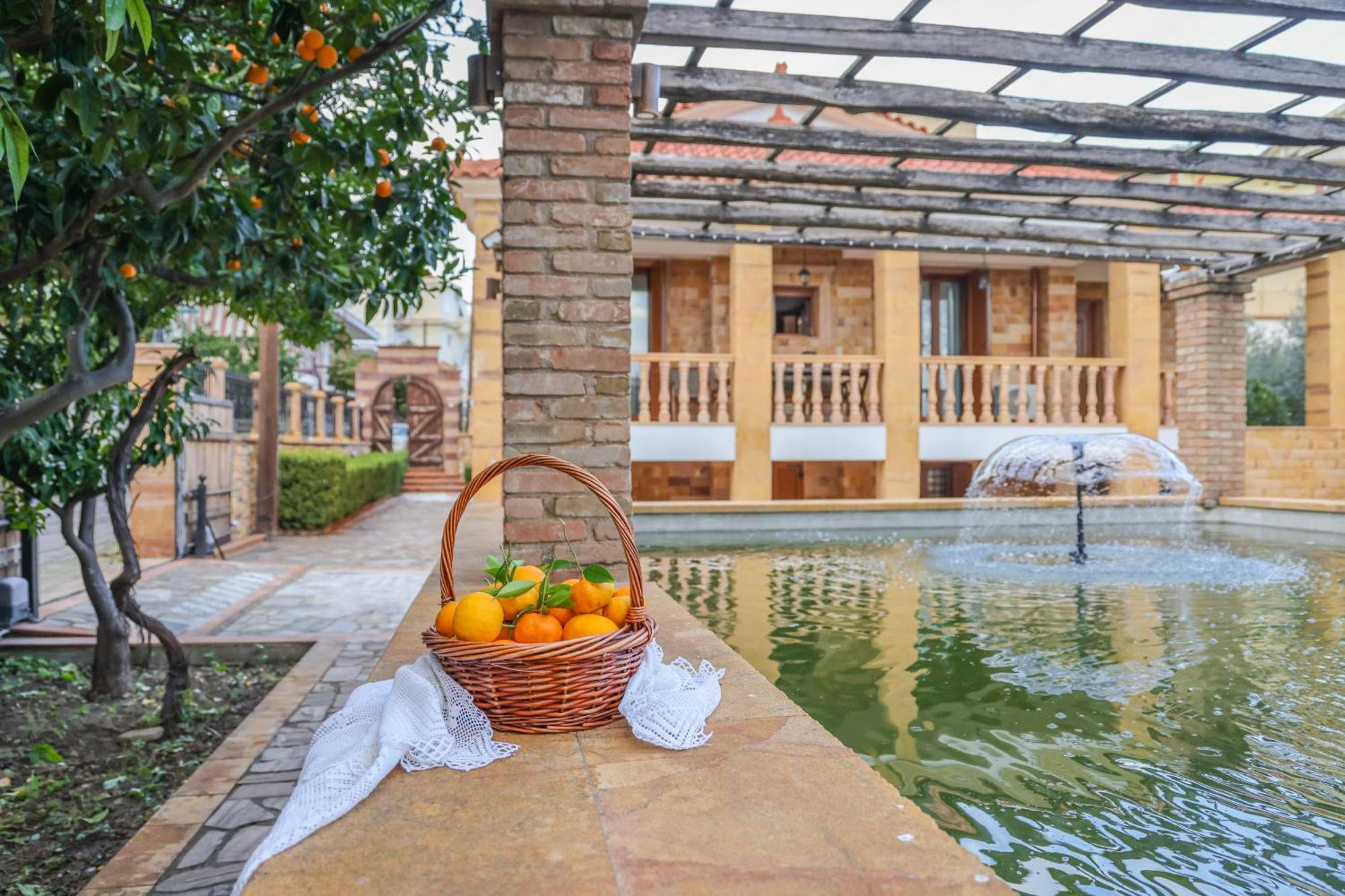 Archontiko Frideriki Luxury Apartments Chios Town Exteriör bild