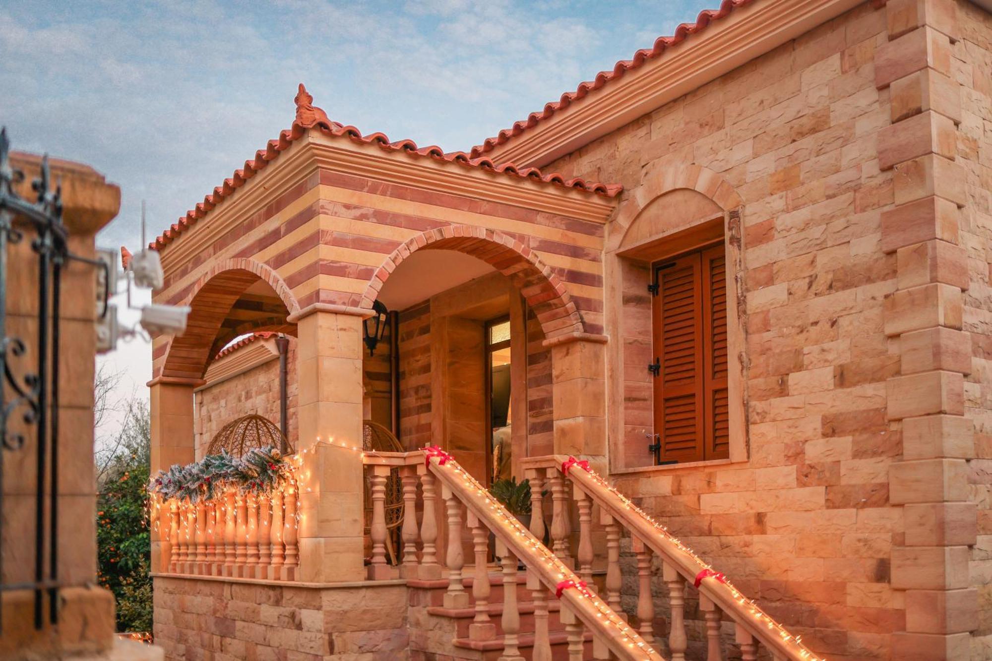 Archontiko Frideriki Luxury Apartments Chios Town Exteriör bild